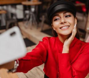 micro-influencer at work